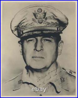 Douglas MacARTHUR / Inscribed Photograph Signed