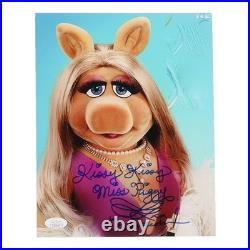 Eric Jacobson Signed 8x10 Photo Inscribed Kissy Kissy Miss Piggy (JSA)