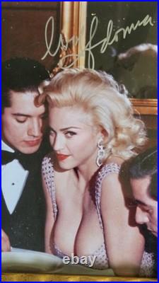MADONNA autograph hand-Signed Photo inscribed