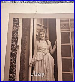 Mary Pickford Signed And Inscribed Photograph Mary Pickford Signed And Inscribed Photograph