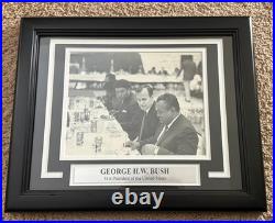 President George HW Bush signed 8x10 Photo Framed JSA COA Inscribed Auto B2163