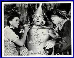 RAY BOLGER SIGNED JSA SCARECROW WIZARD OF OZ 8X10 INSCRIBED #Y5495 WithCOA RAY BOLGER SIGNED JSA SCARECROW WIZARD OF OZ 8X10 INSCRIBED #Y5495 WithCOA